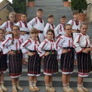 Formația de dans popular – „Românașii”